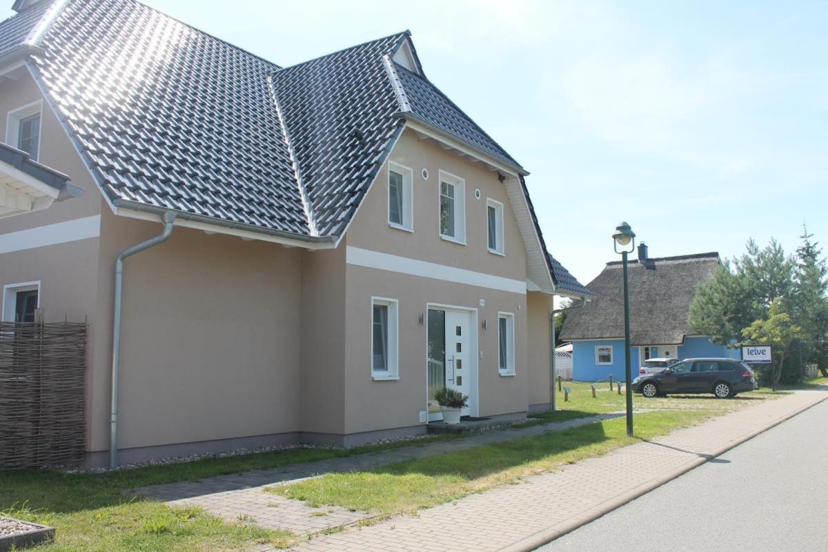 Ferienwohnung Blue In Born Bagian luar foto